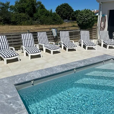 Vila Saint Augustin - Maison Avec Piscine Chauffee Et Jacuzzi - La Foret D'armotte La Font