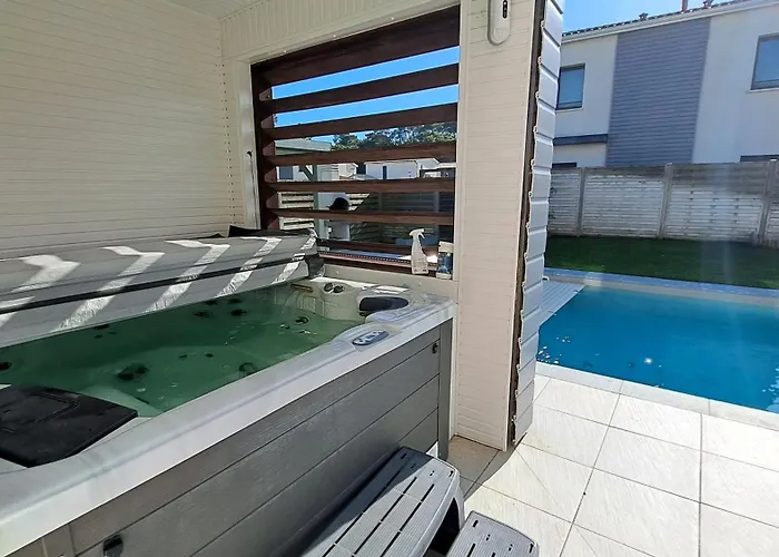 Saint Augustin - Maison Avec Piscine Chauffee Et Jacuzzi - La Foret D'armotte *